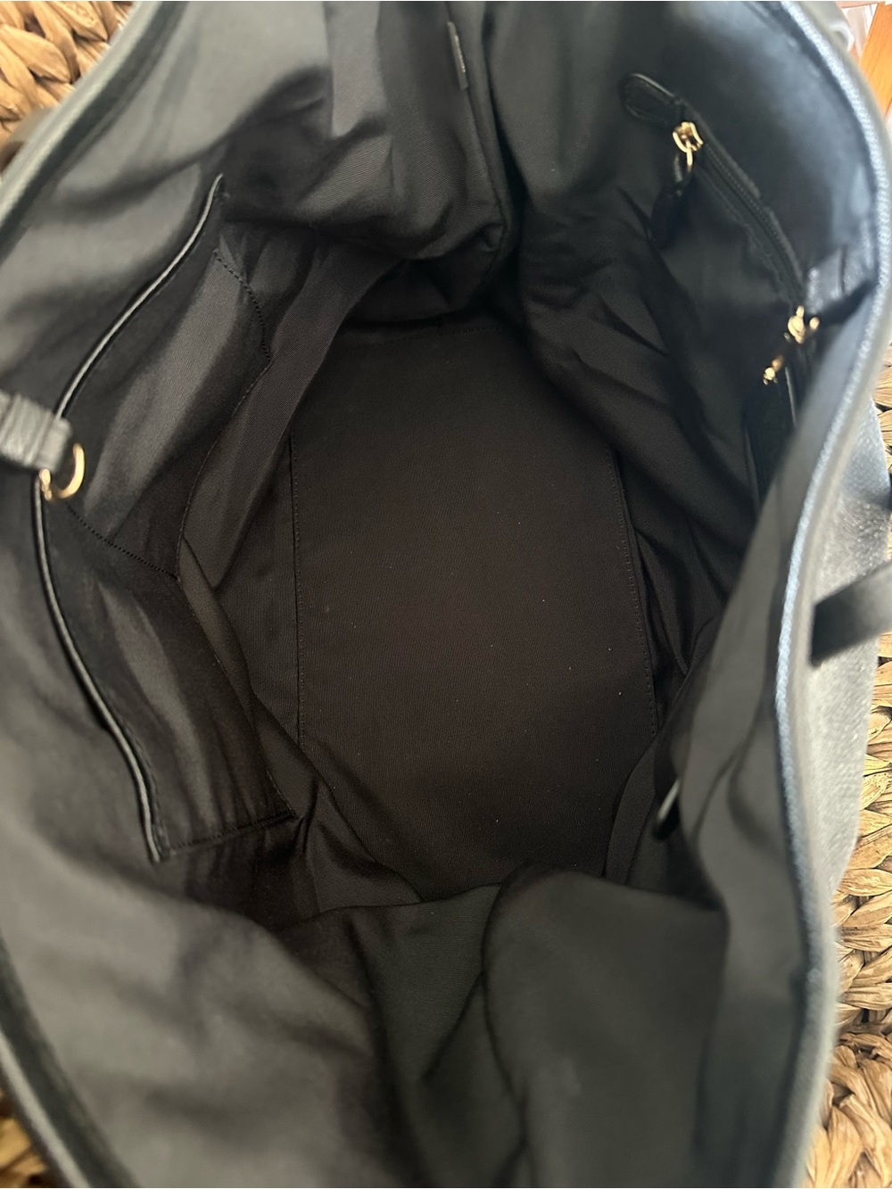 Coach Large Black Leather Tote with Gold Logo Accent - Picture 7 of 13